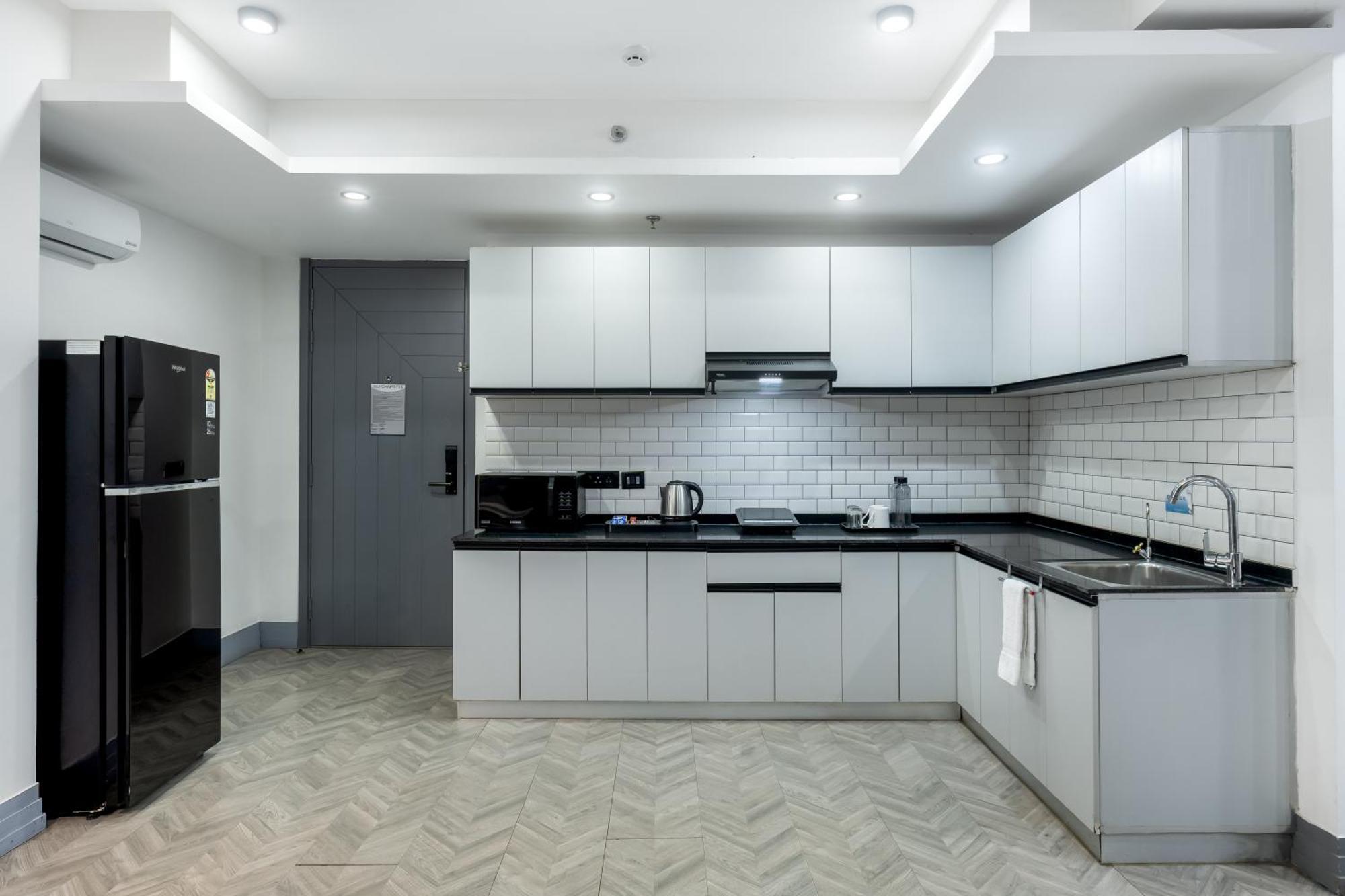 Bedchambers Serviced Apartments, Mg Road Gurgaon Eksteriør bilde